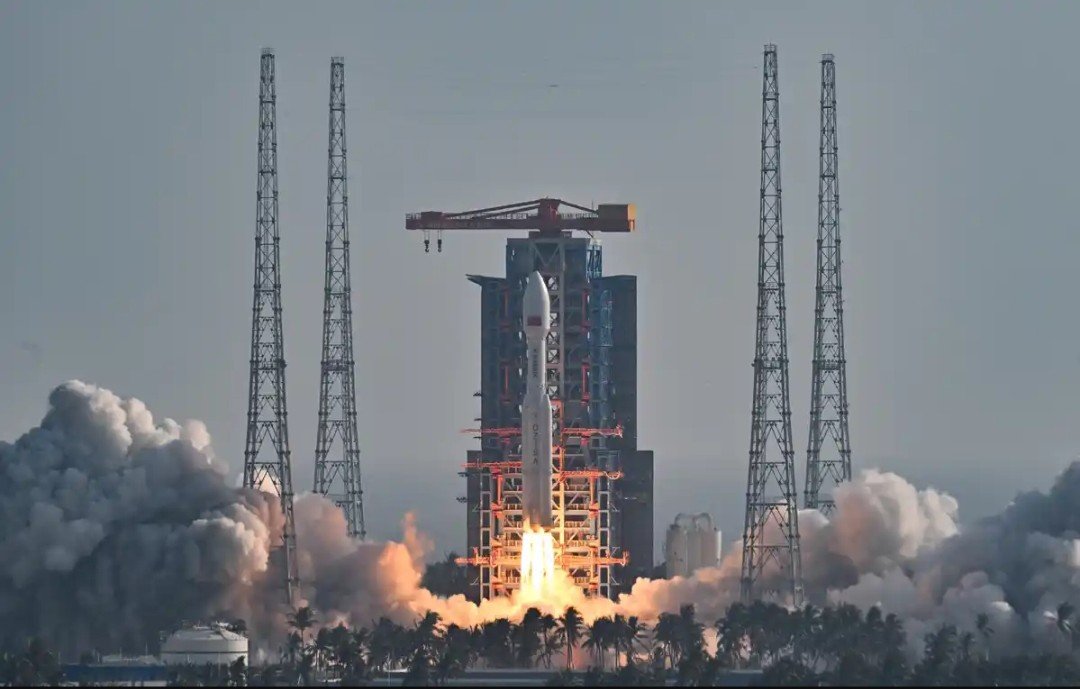 China Accelerates Space Race with 14th Internet Satellite Launch